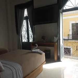 Alhaja Puebla